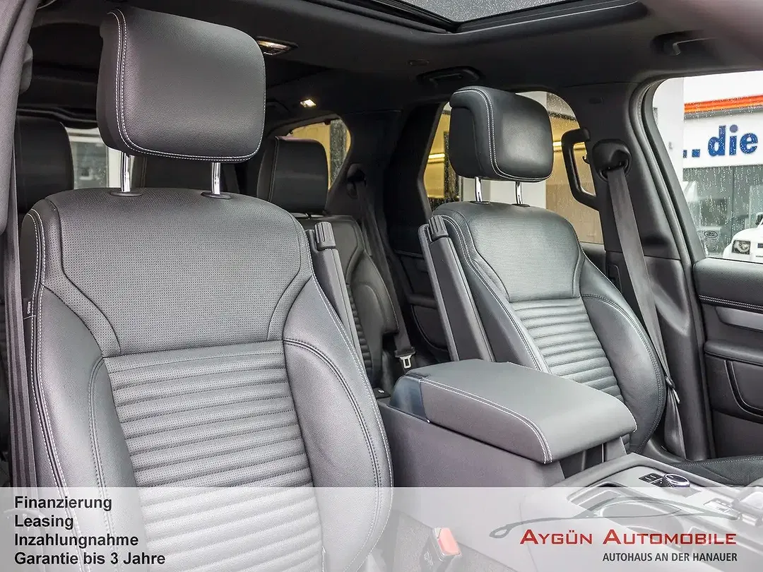 Land Rover Discovery 4x4 R-Dynamic SE - Thumbnail 12