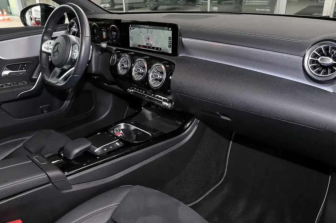 Mercedes-Benz A 250 AMG Edition - Thumbnail 8