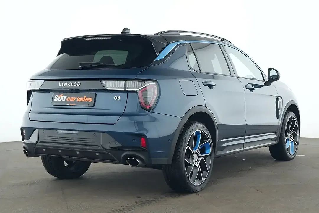 Lynk & Co 01 - Thumbnail 3