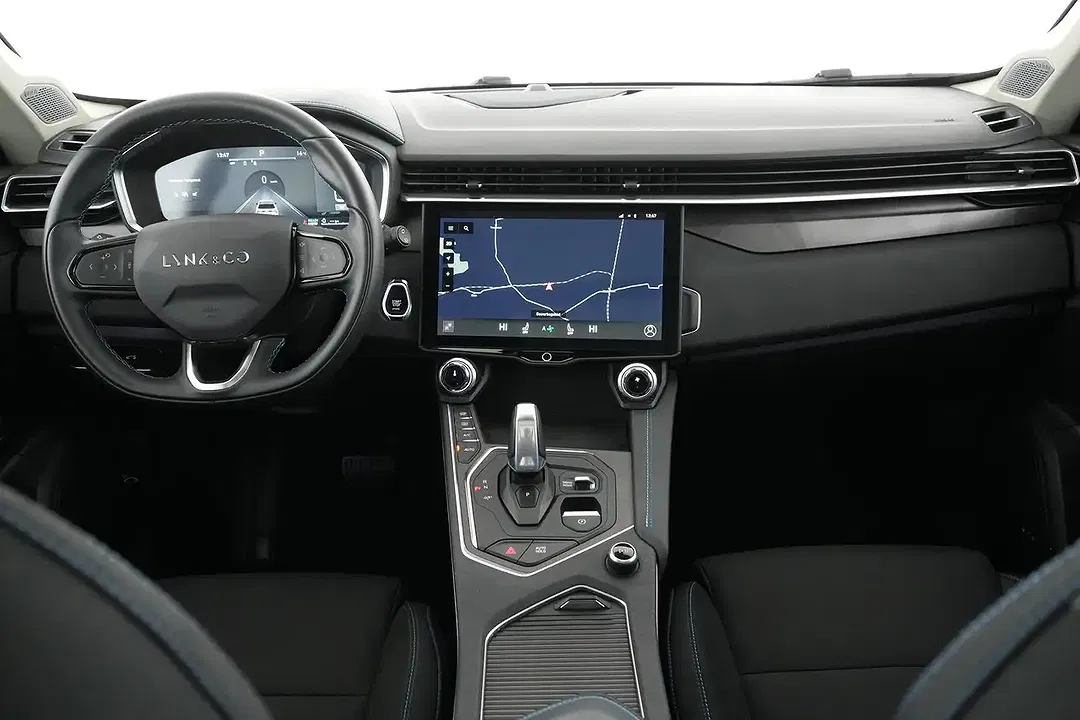 Lynk & Co 01 - Thumbnail 5
