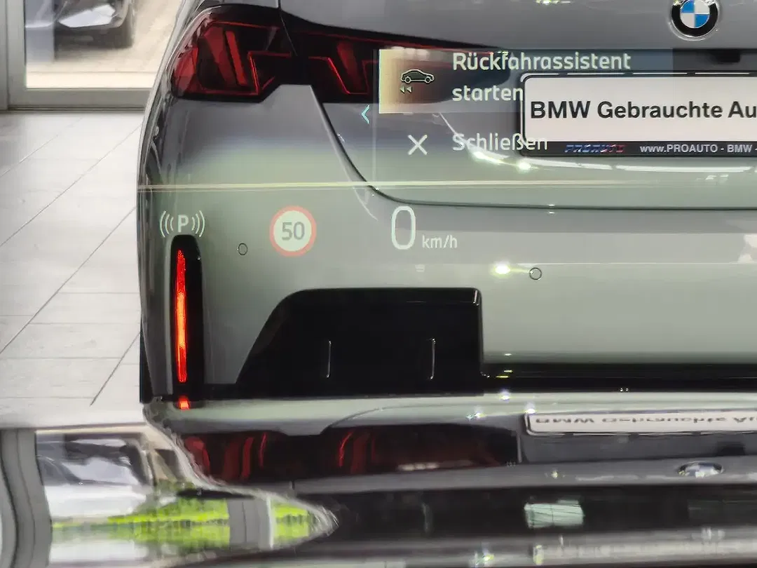BMW 520 Touring M Sport Pro - Thumbnail 11