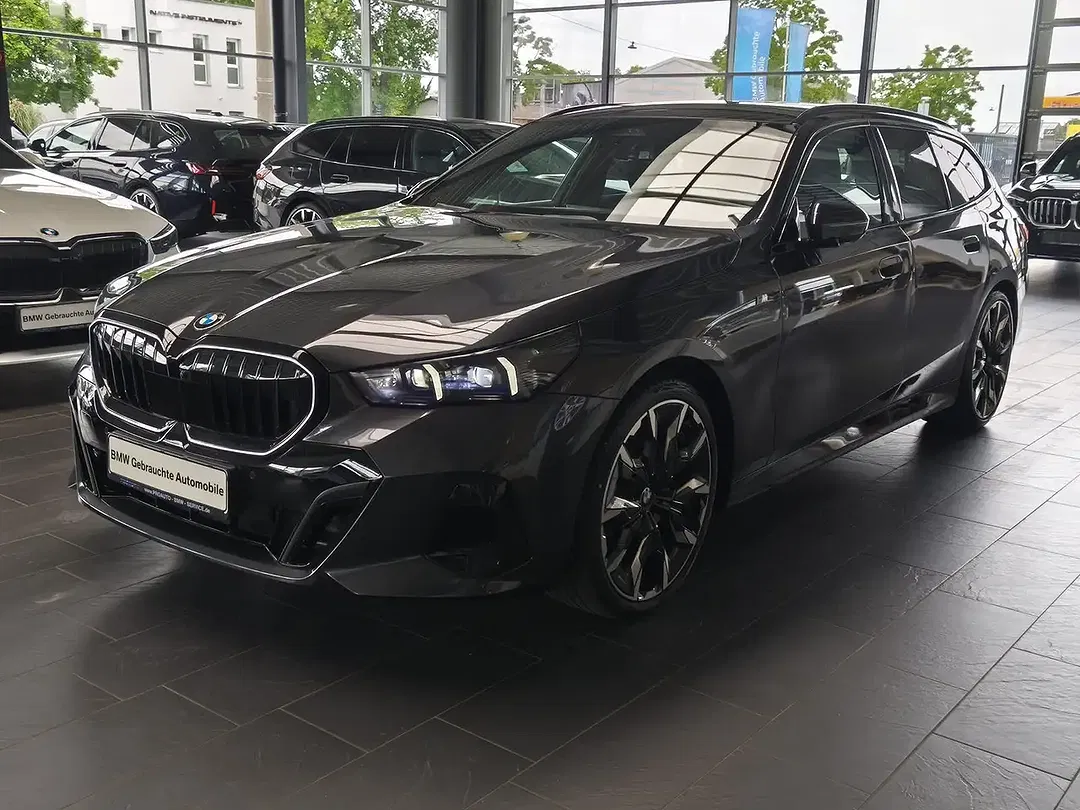 BMW 520 Touring M Sport Pro - Thumbnail 3