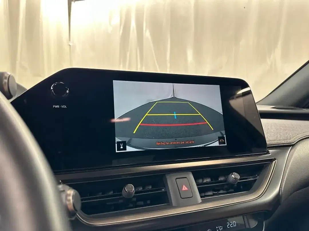 Lexus UX 300h Business Line - Thumbnail 19