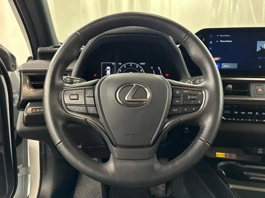Lexus UX 300h Business Line - Thumbnail 23