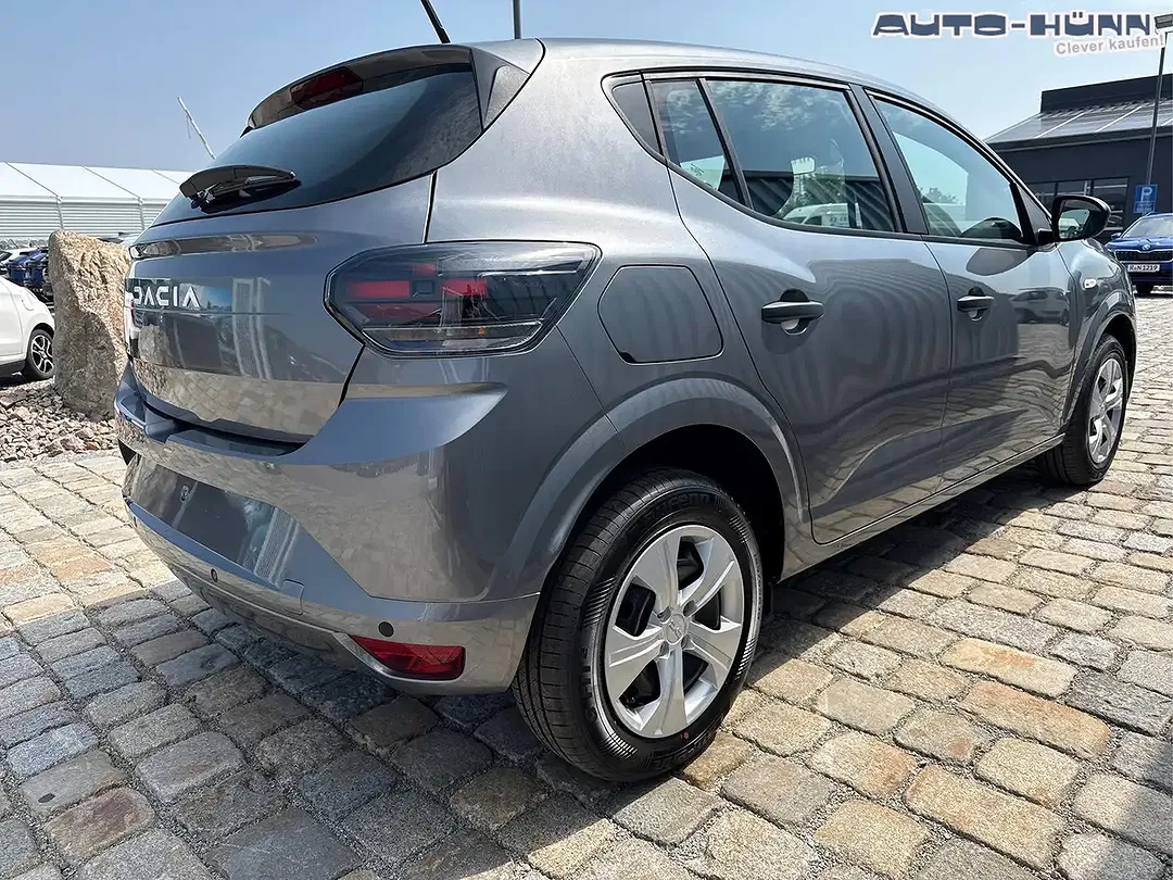 Dacia Sandero TCe Essential - Thumbnail 6