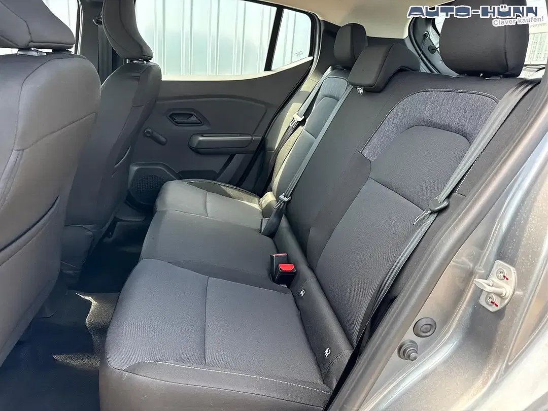 Dacia Sandero TCe Essential - Thumbnail 9