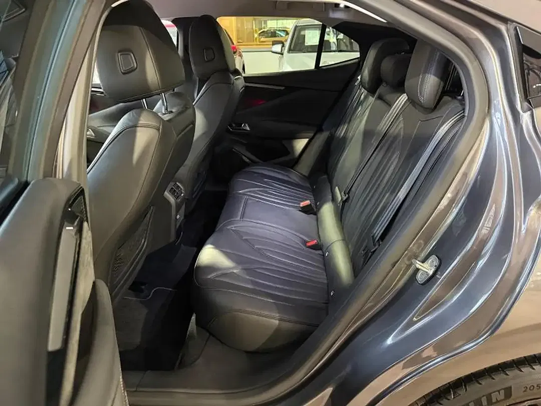 DS Automobiles DS 4 - Thumbnail 10