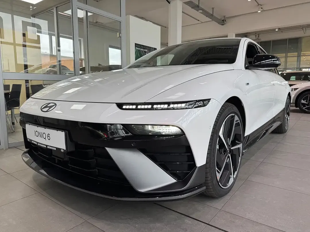 Hyundai IONIQ 6 4WD N Line X - Thumbnail 3