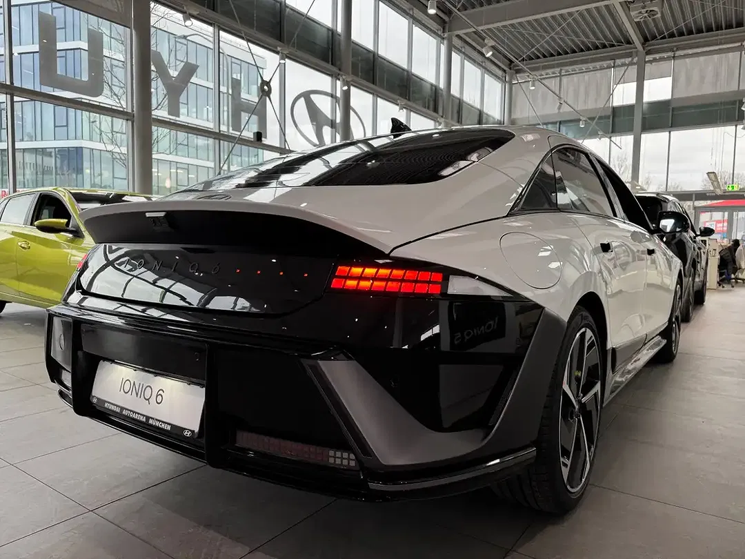 Hyundai IONIQ 6 4WD N Line X - Thumbnail 6