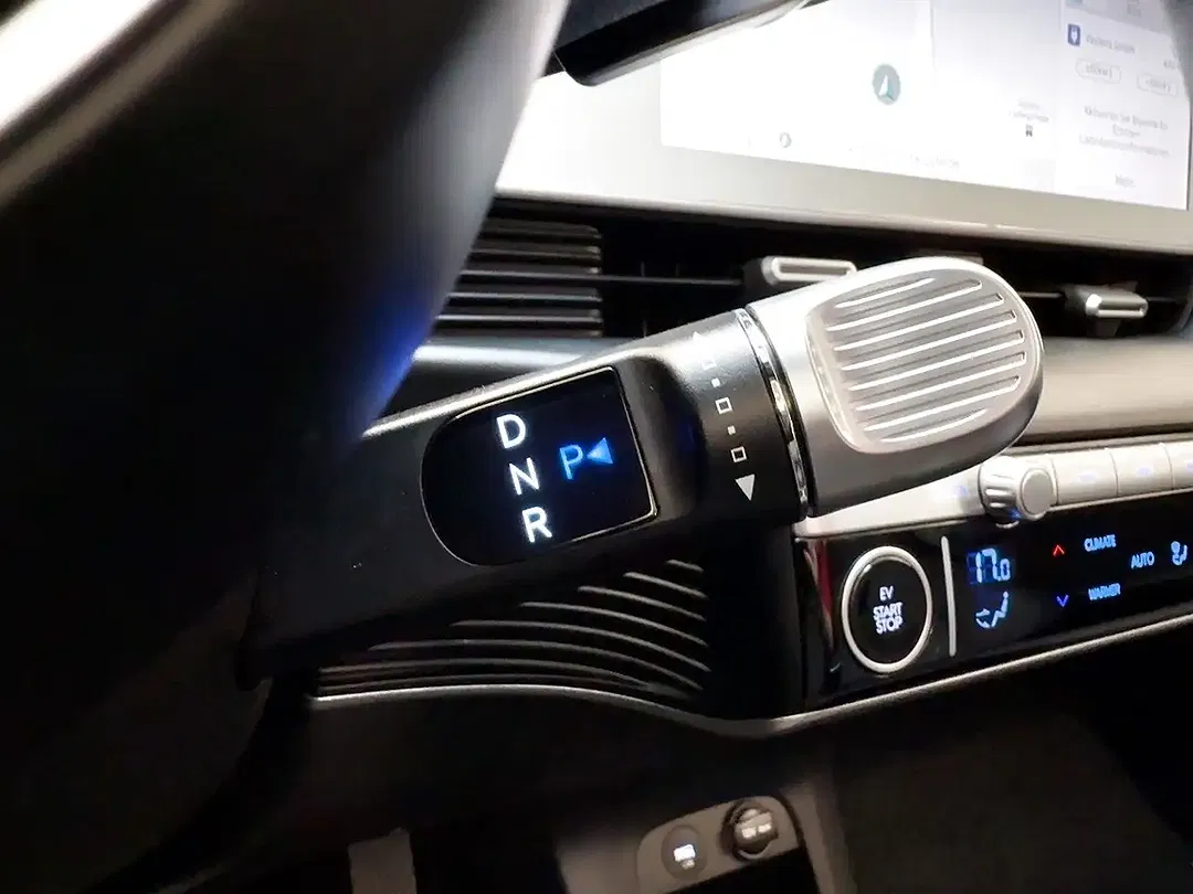 Hyundai IONIQ 5 - Thumbnail 13
