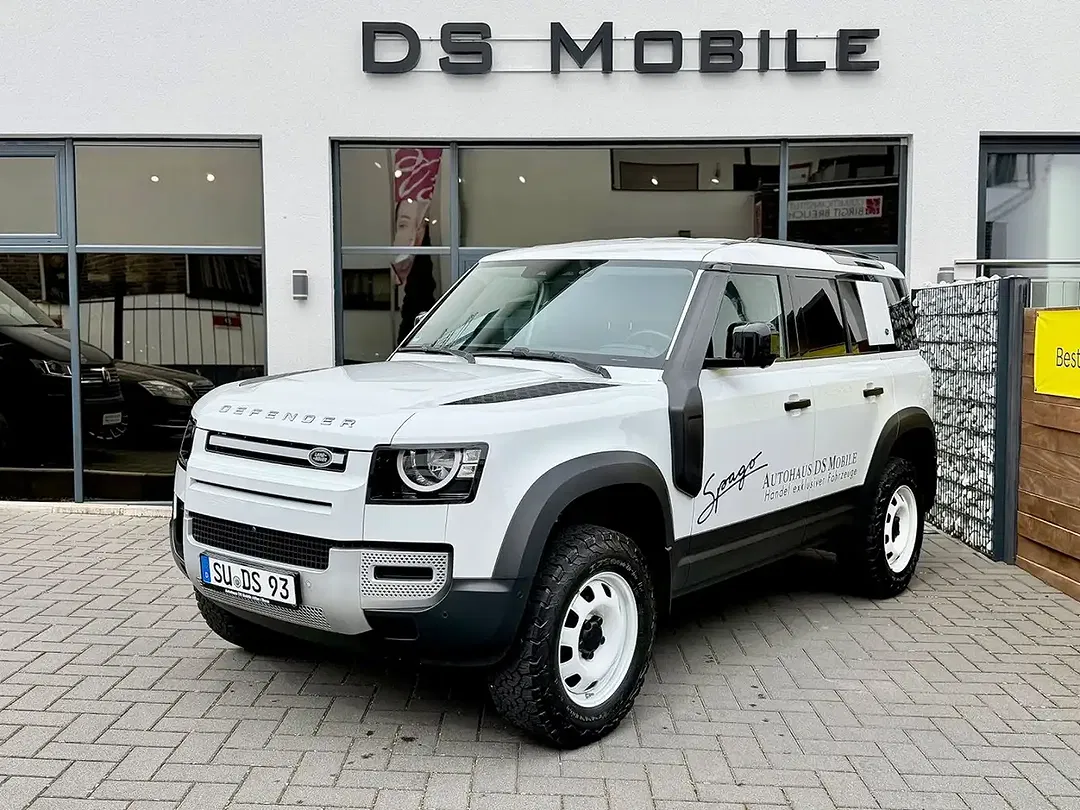 Land Rover Defender 110 - Thumbnail 7