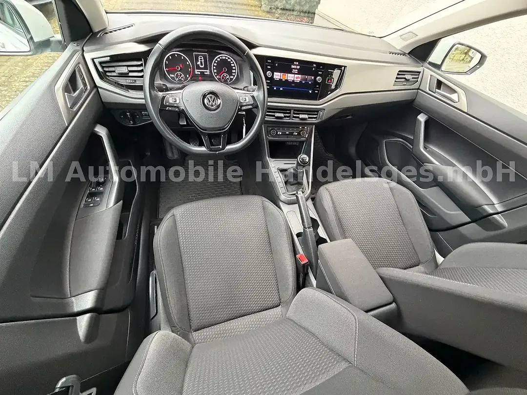 Volkswagen Polo - Thumbnail 11
