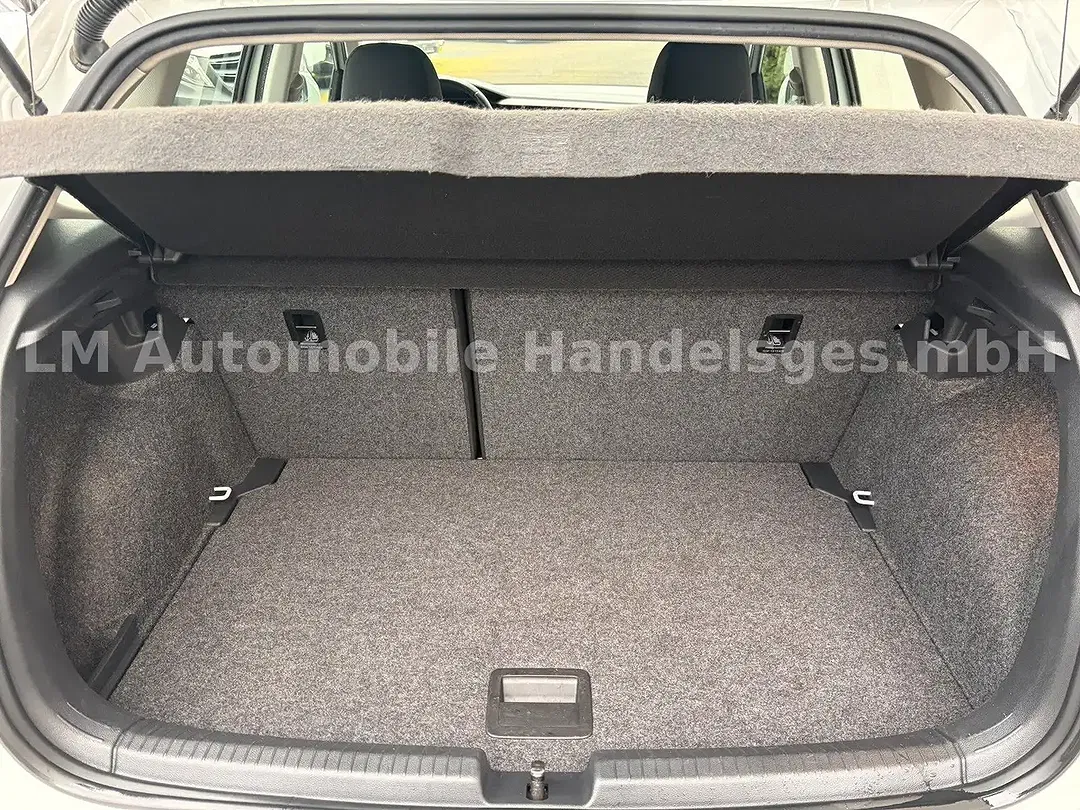 Volkswagen Polo - Thumbnail 13