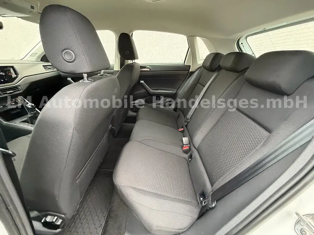 Volkswagen Polo - Thumbnail 8