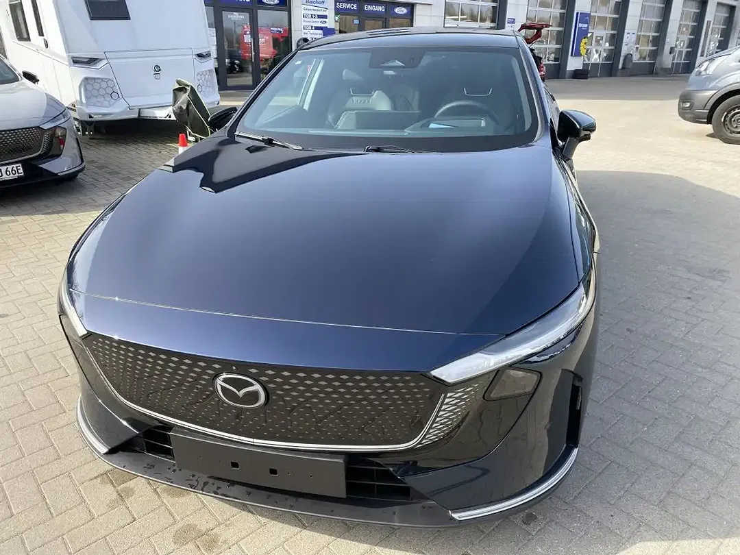 Mazda 6e Takumi - foto 2