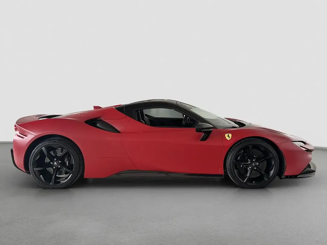 Ferrari SF90 Spider - Thumbnail 5