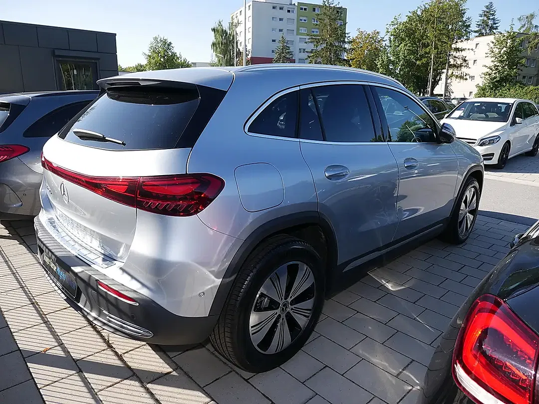 Mercedes-Benz EQA 250 MBUX Progressive - Thumbnail 3