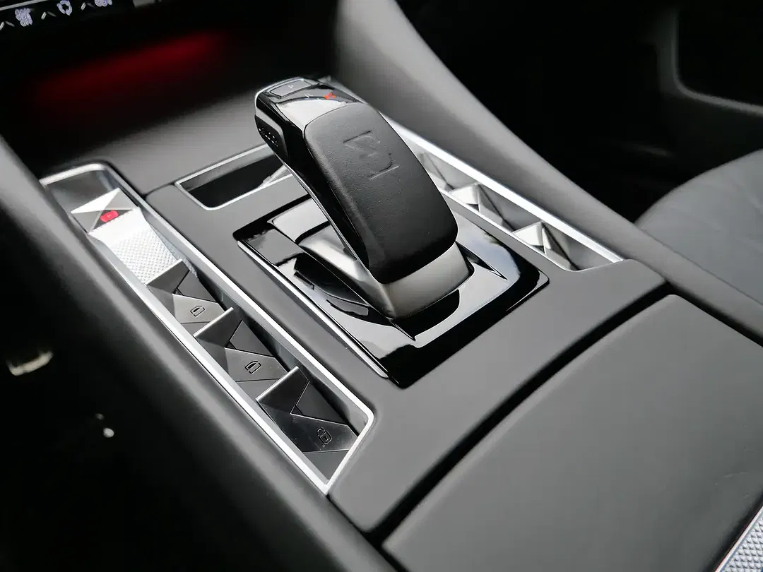 DS Automobiles DS 9 - Thumbnail 11
