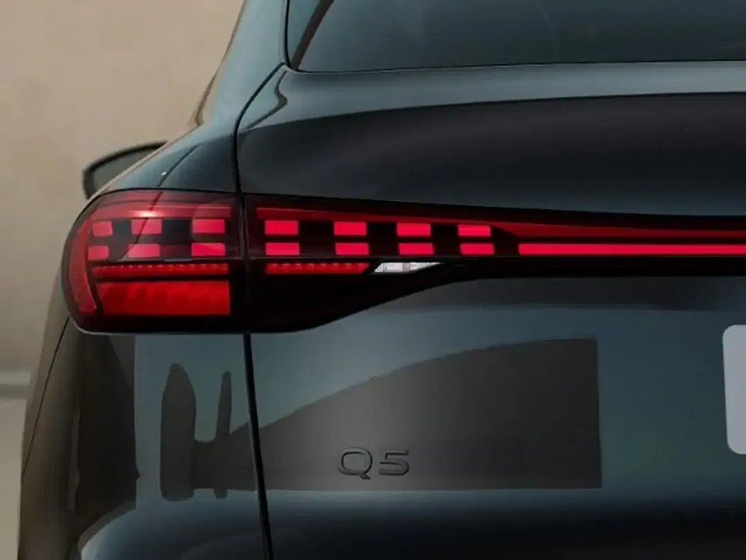 Audi Q5 quattro S line - Thumbnail 5