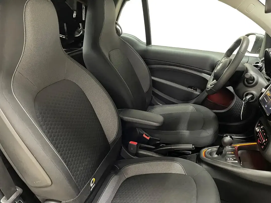 smart forTwo - Thumbnail 9