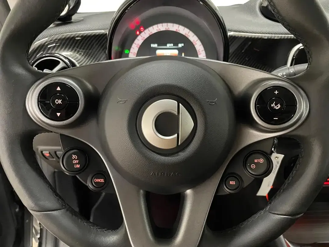 smart forTwo - Thumbnail 11