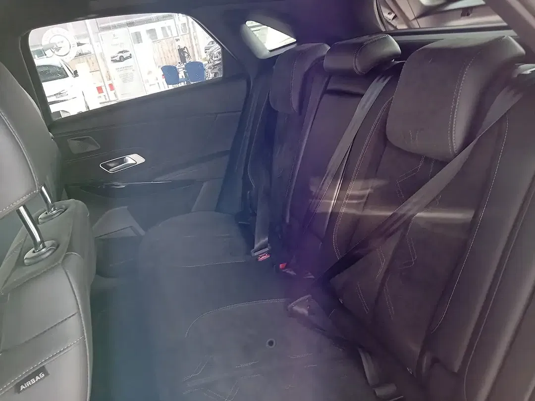 DS Automobiles DS 7 Crossback - Thumbnail 13