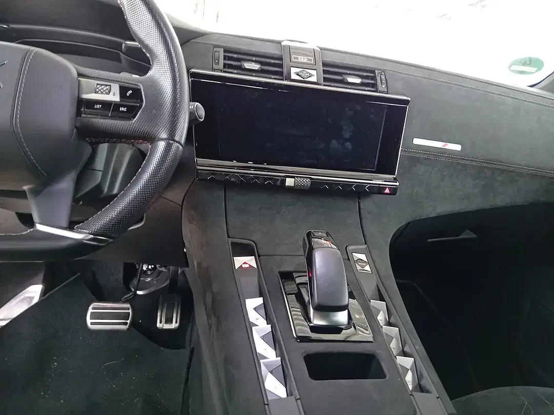 DS Automobiles DS 7 Crossback - foto 16
