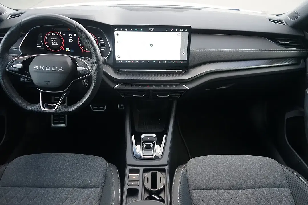 Skoda Octavia 1.5 eTSI DSG Combi Sportline - Thumbnail 7