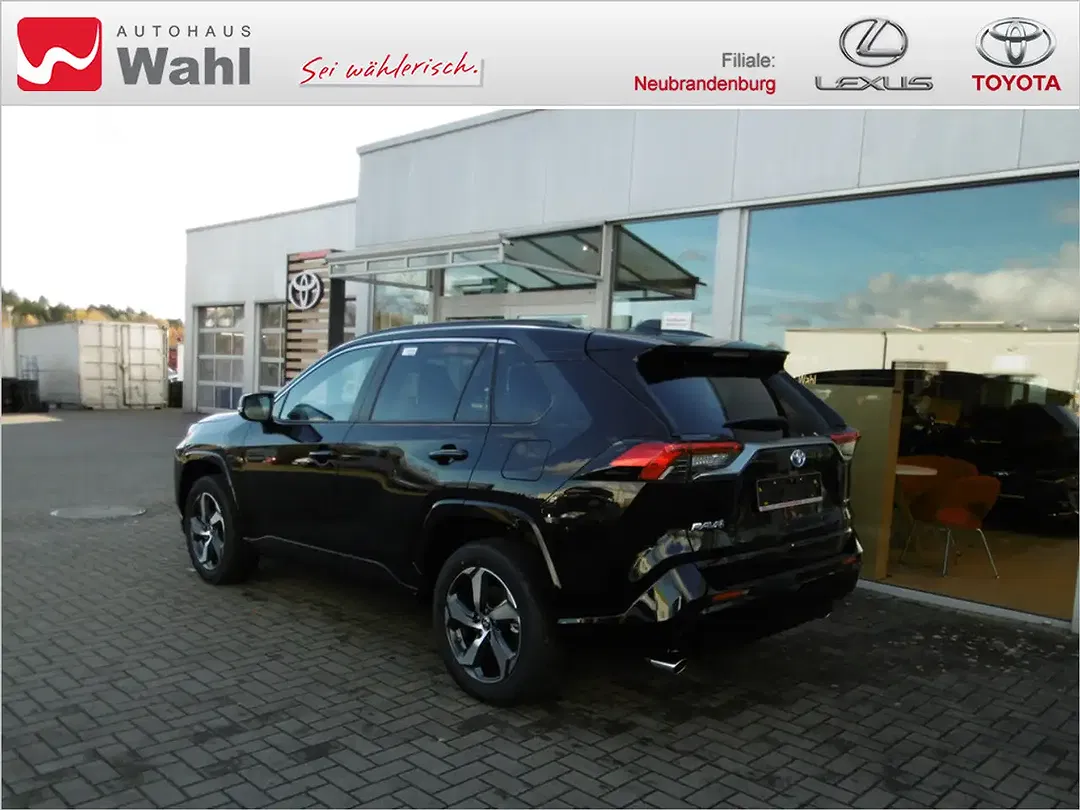 Toyota RAV 4 - Thumbnail 3