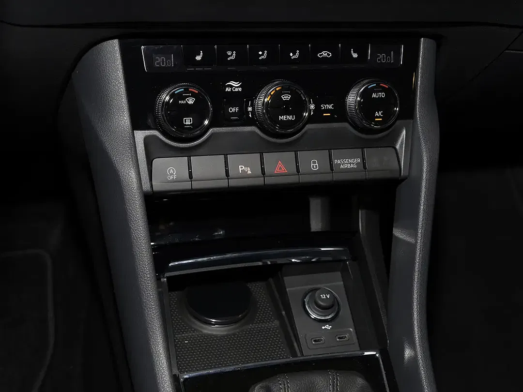 Skoda Karoq 1.5 TSI DSG - Thumbnail 13