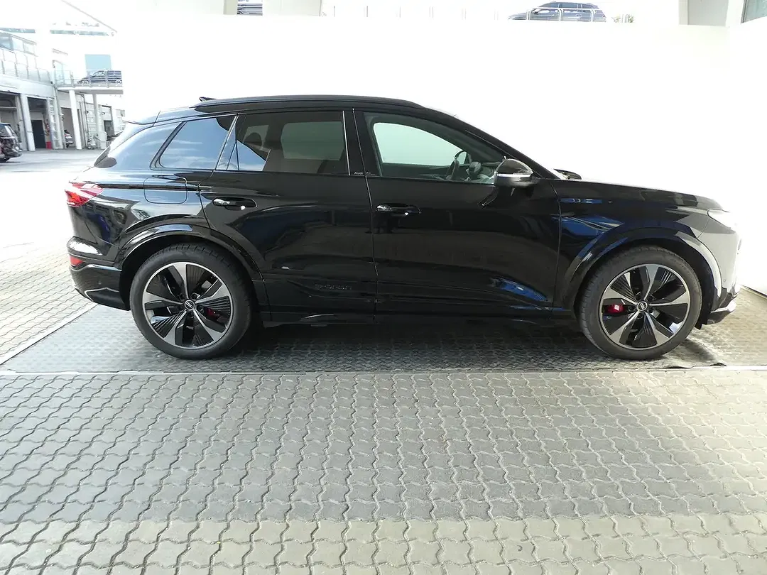 Audi SQ6 e-tron - Thumbnail 6