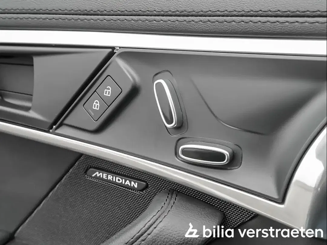 Jaguar F-Type P300 - Thumbnail 14