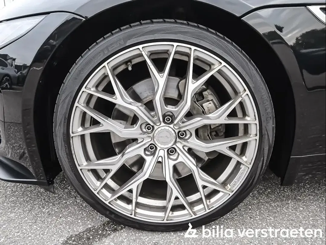 Jaguar F-Type P300 - Thumbnail 4