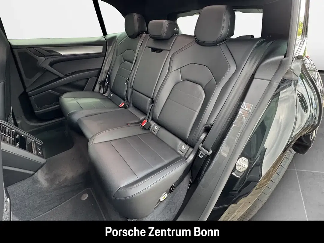 Porsche Cayenne EV S - Thumbnail 13