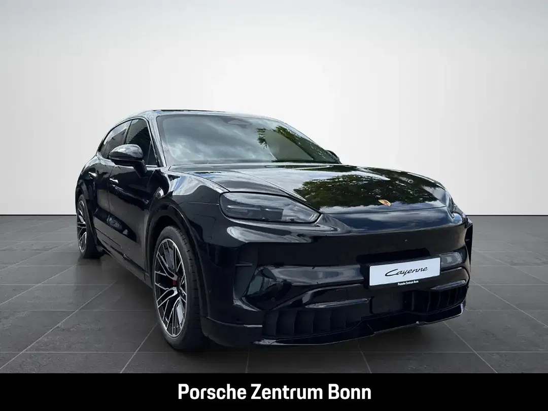Porsche Cayenne EV S - Thumbnail 3