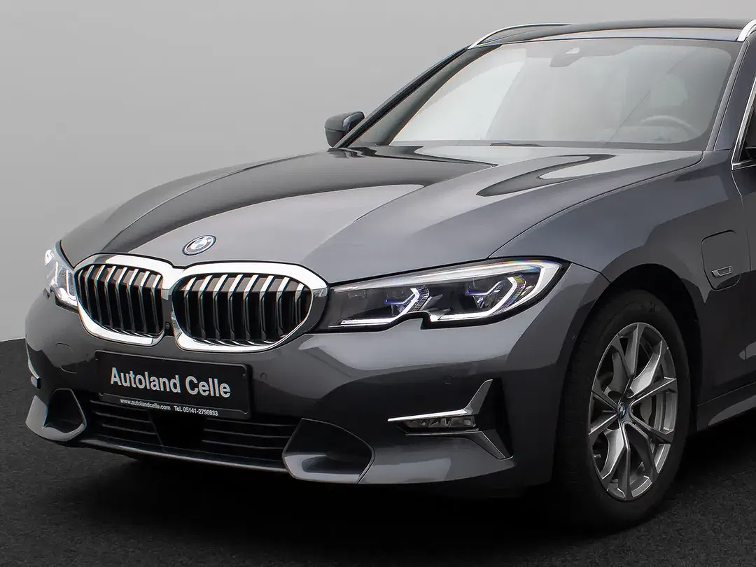 BMW 330 Luxury Line Sport - Thumbnail 17