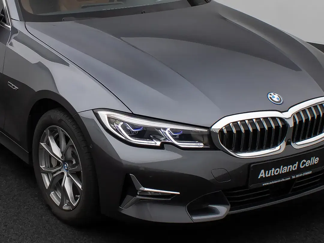 BMW 330 Luxury Line Sport - Thumbnail 18