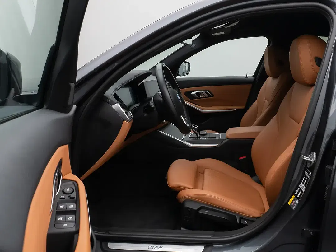 BMW 330 Luxury Line Sport - Thumbnail 19