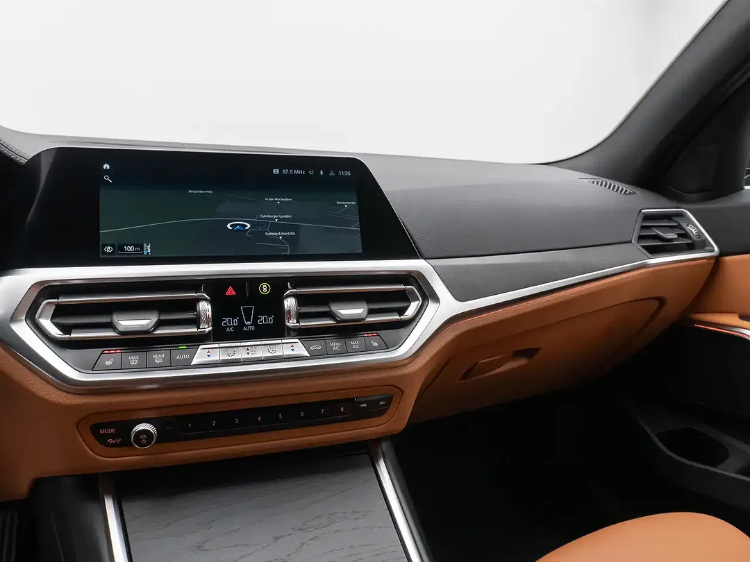 BMW 330 Luxury Line Sport - Thumbnail 21
