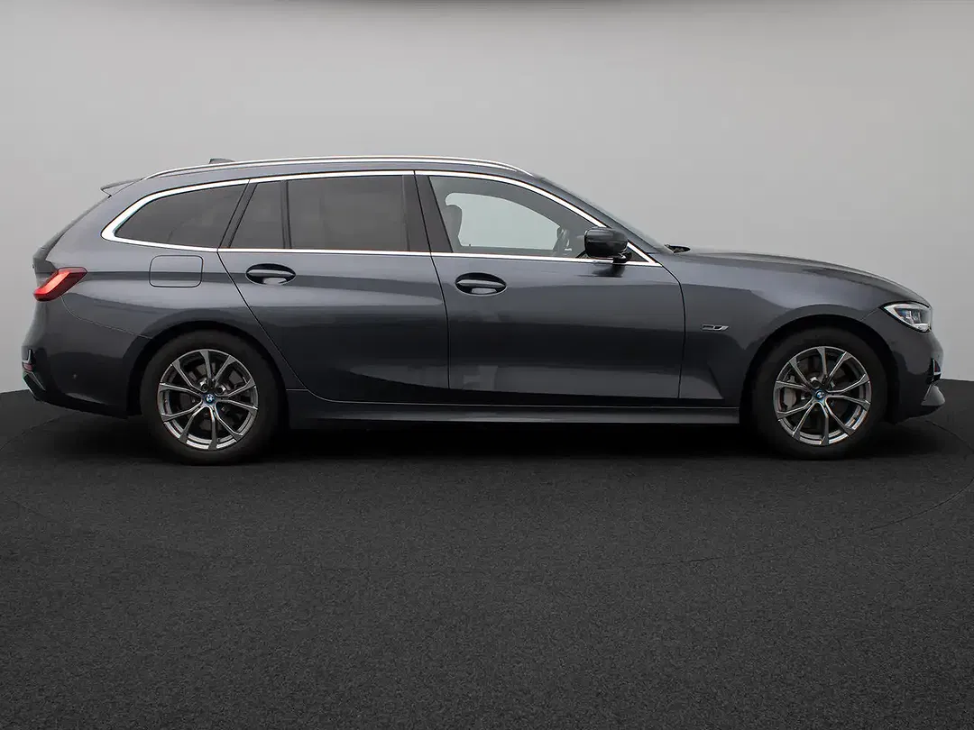 BMW 330 Luxury Line Sport - Thumbnail 4