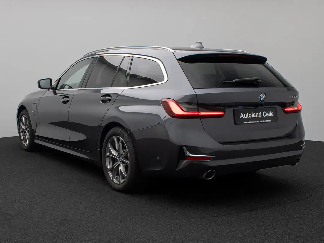 BMW 330 Luxury Line Sport - Thumbnail 8