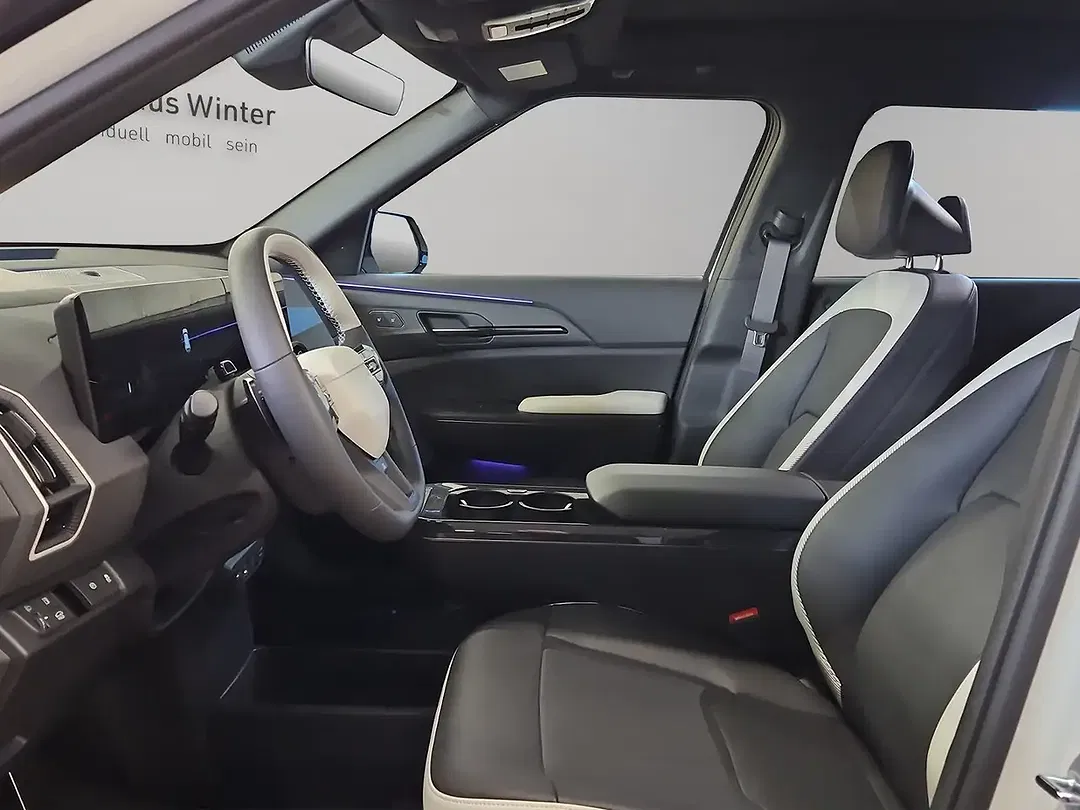 Kia EV5 Launch Edition - Thumbnail 3