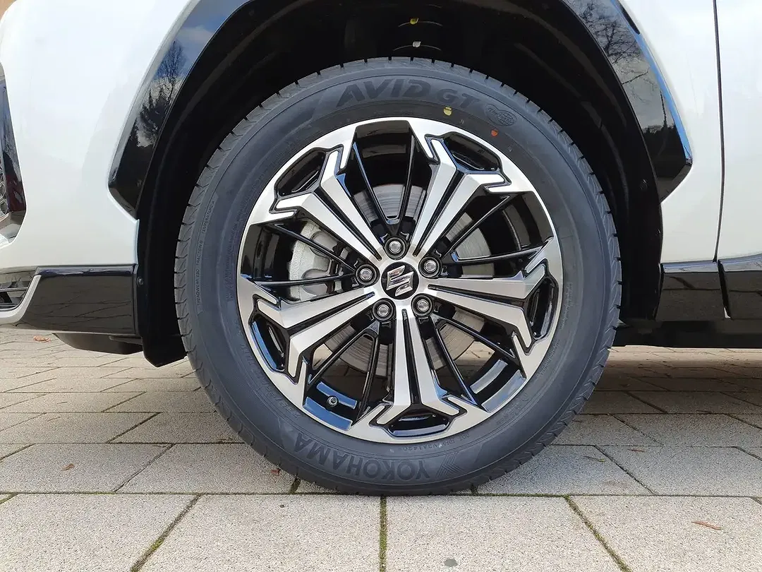 Suzuki Across Hybrid - Thumbnail 10