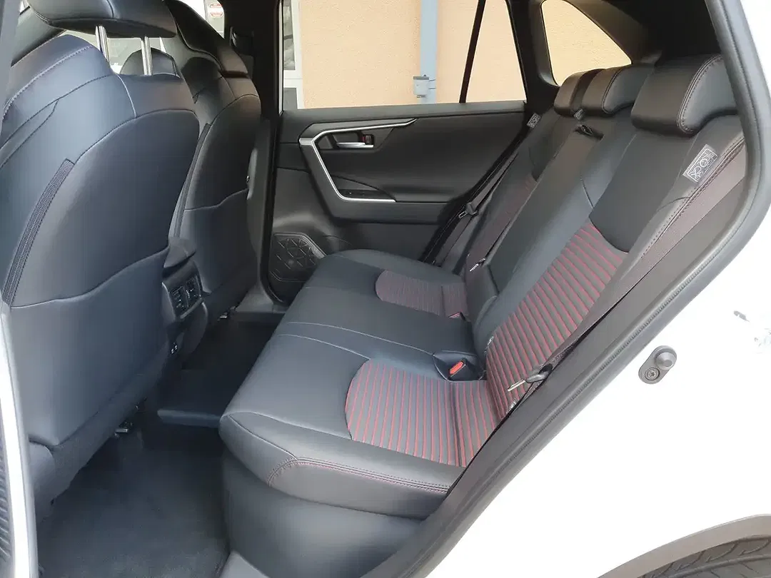 Suzuki Across Hybrid - foto 15