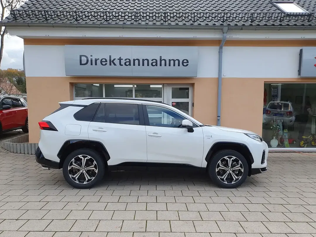 Suzuki Across Hybrid - Thumbnail 5