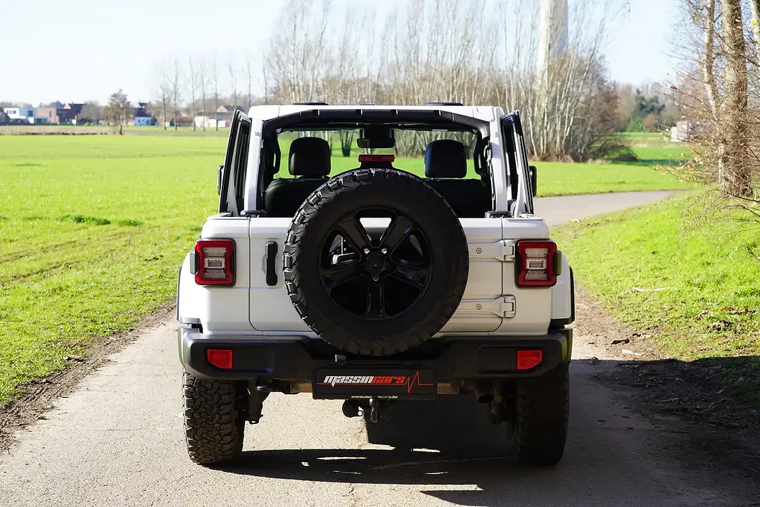 Jeep Wrangler 2.0 Turbo 4x4 - Thumbnail 13
