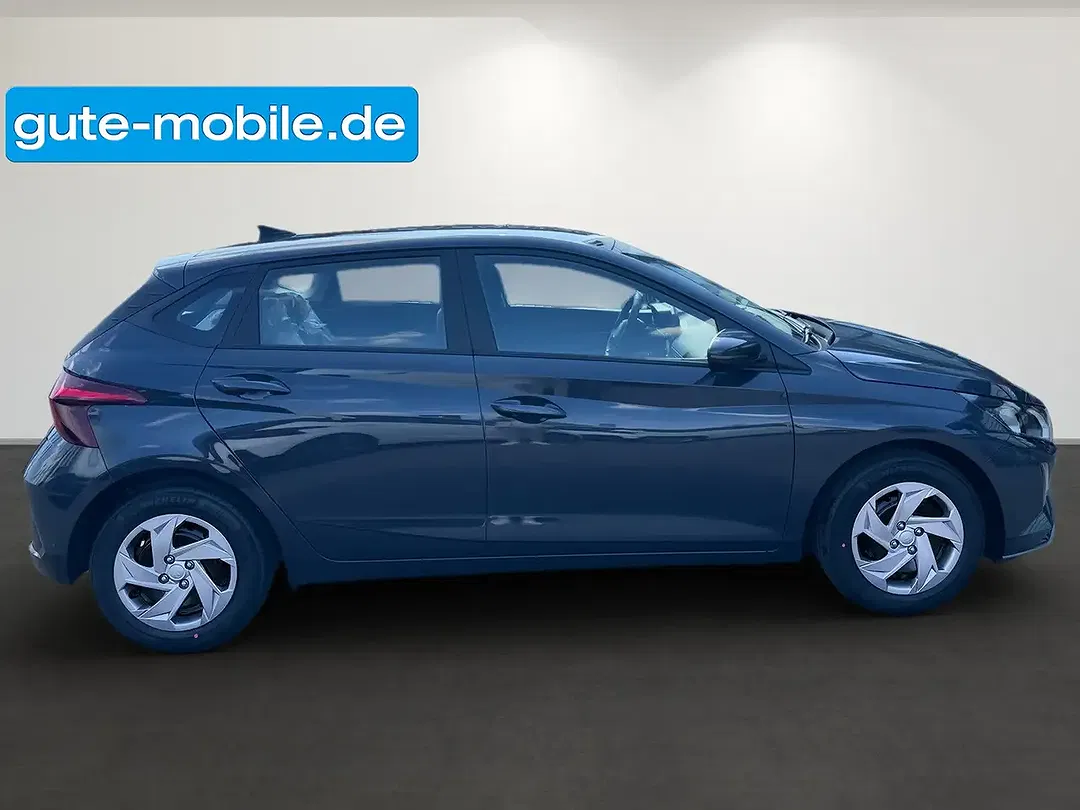 Hyundai i20 Select - Thumbnail 3