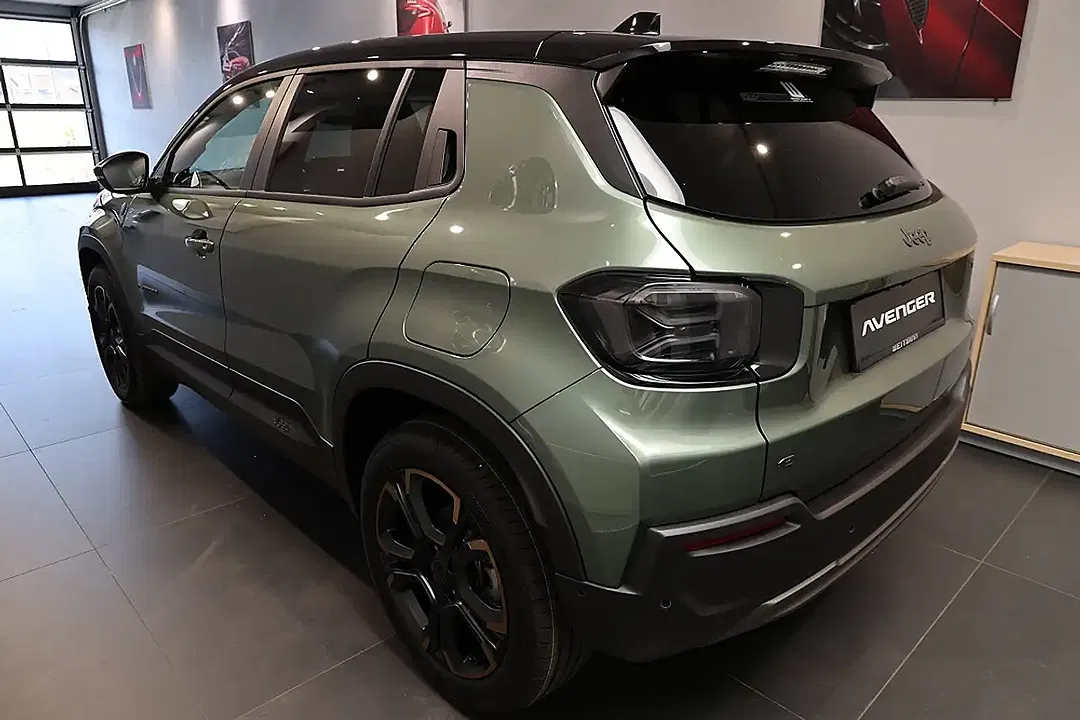Jeep Avenger - Thumbnail 4