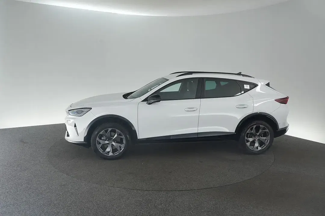 CUPRA Formentor 1.5 eTSI DSG - Thumbnail 5