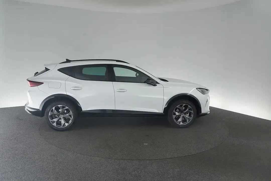 CUPRA Formentor 1.5 eTSI DSG - Thumbnail 6